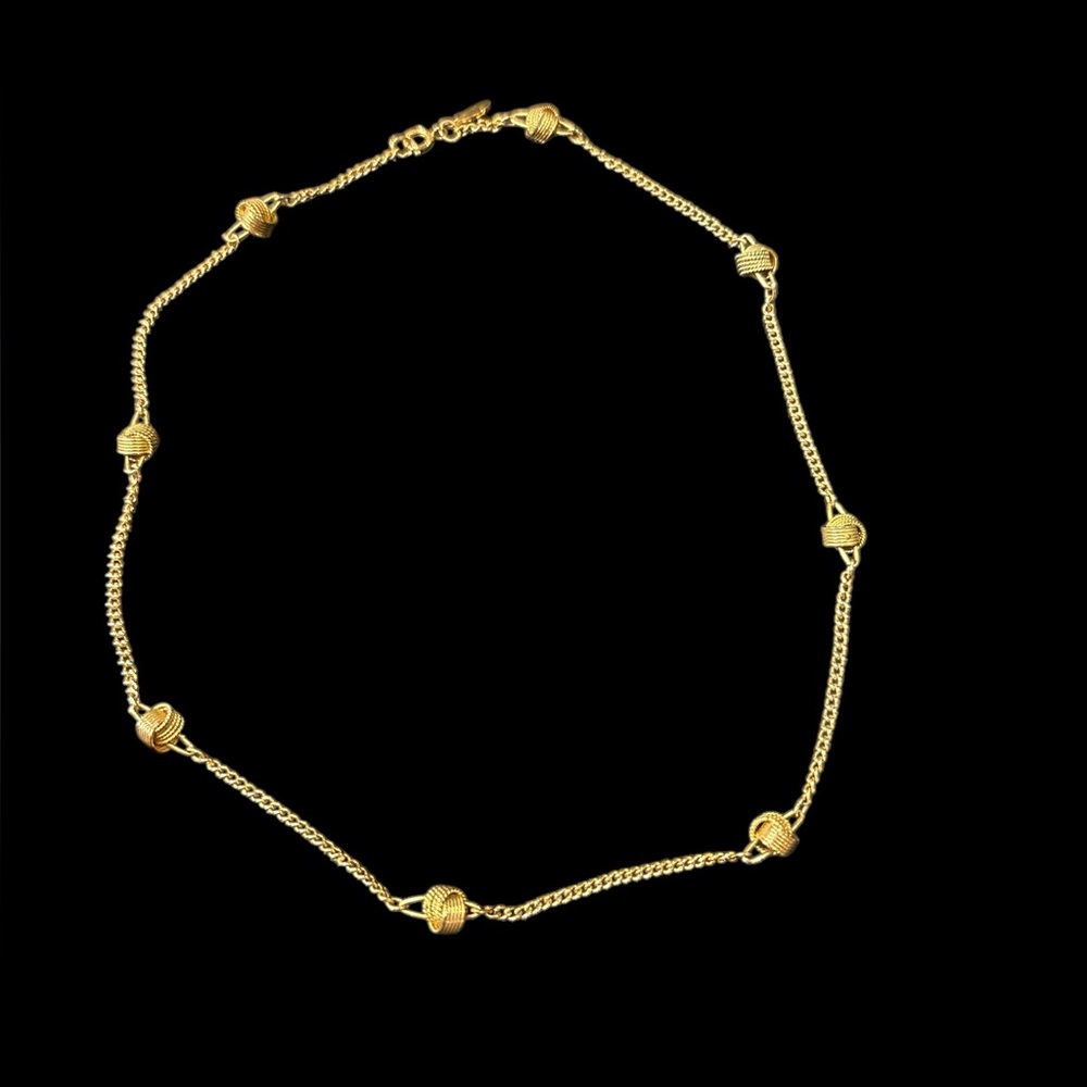 Avon Vintage 1977 Delicate Love Knots Gold Tone Necklace 17" EUC JB2